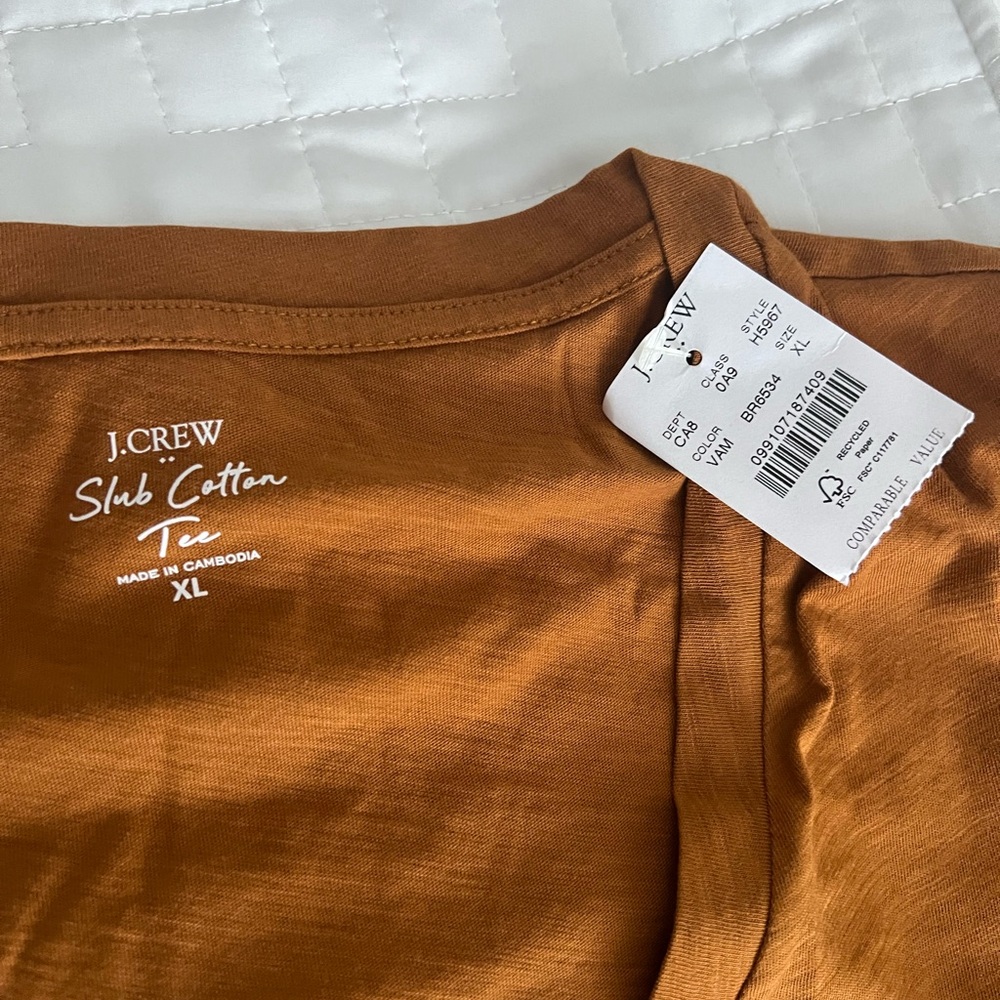 NWT J. Crew Factory Slub Cotton V-neck Tee - Picture 2 of 6